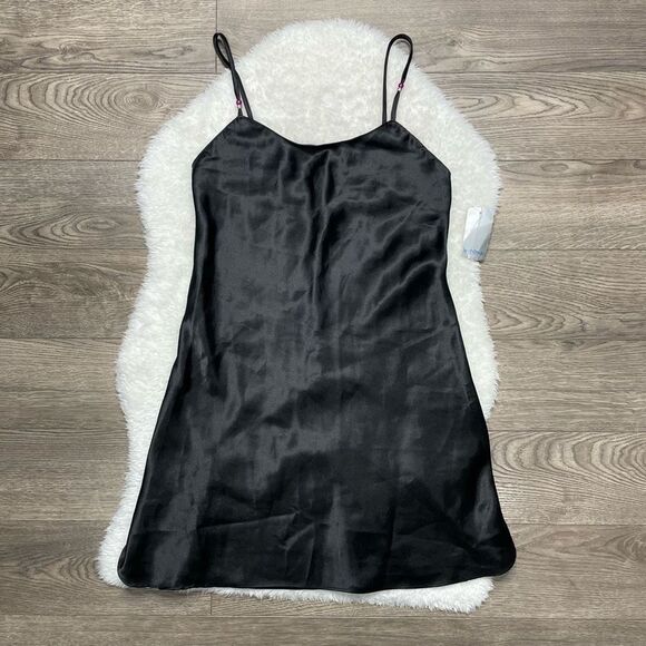 Le Chateau Nightgown Lingerie Satin Slip Dress Black Size Medium New With Tag - Picture 2 of 8